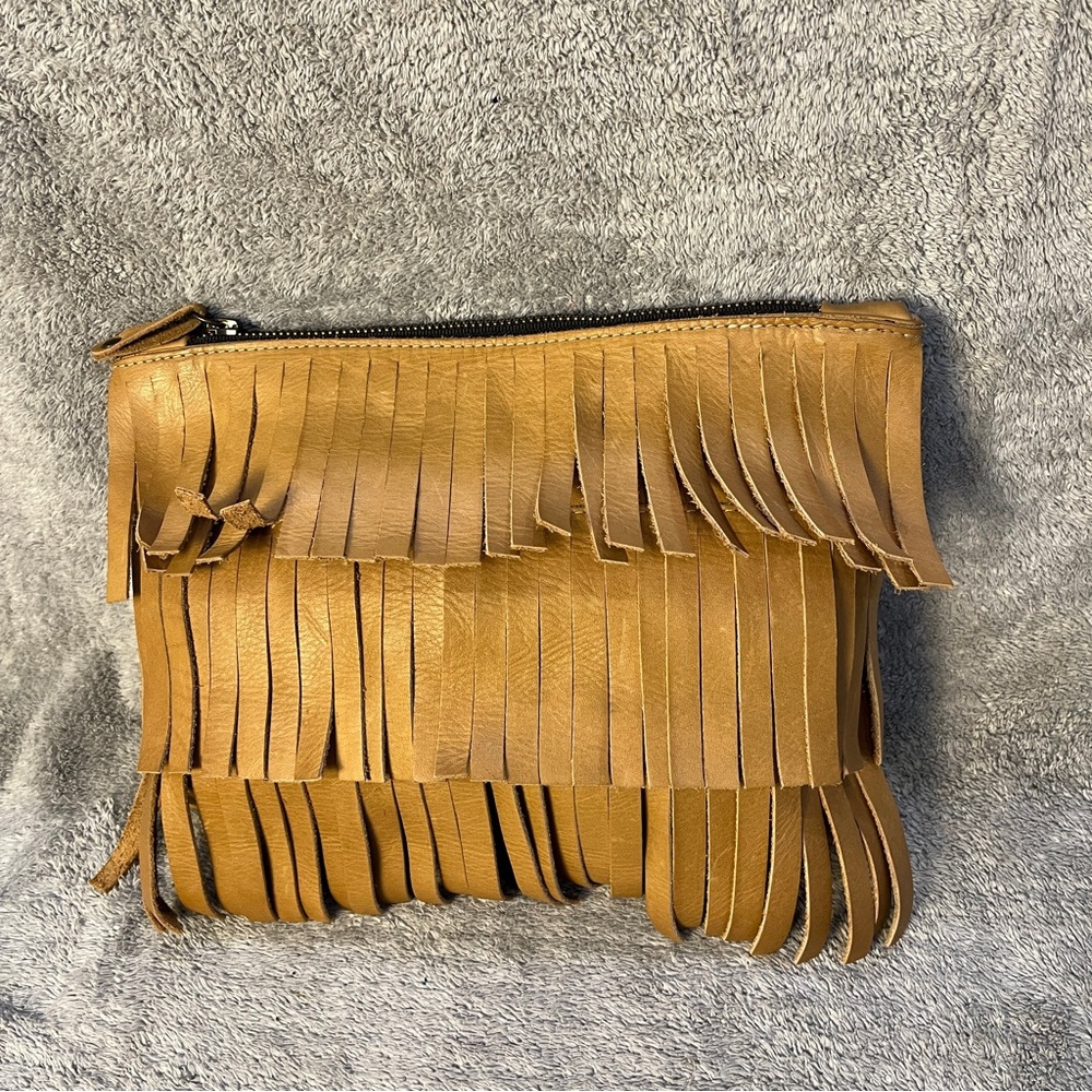 Ceri Hoover brown suede fringe clutch purse Handbag Zipper Closure